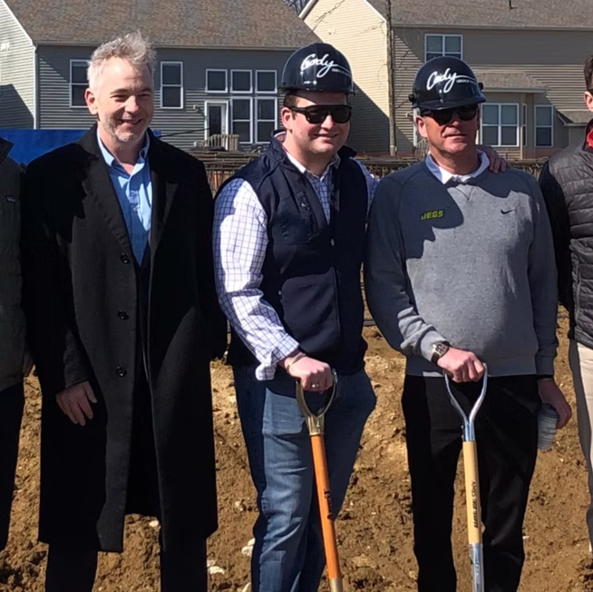 1c8617_c931abc182f940329438f162f920c5aemv2